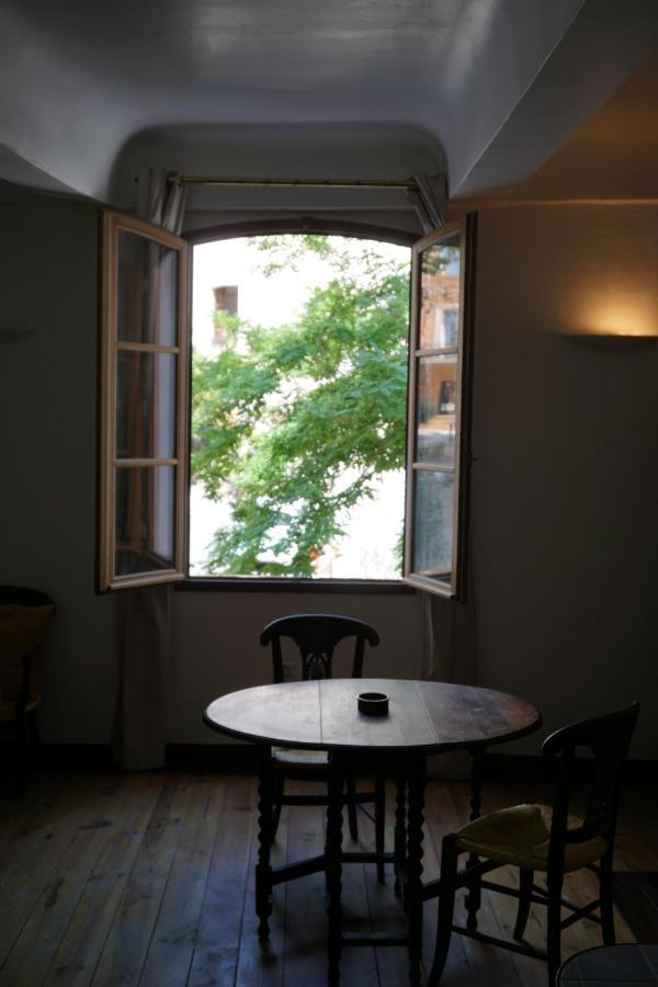 La Maison Des Artistes Apartment Cotignac Exterior photo